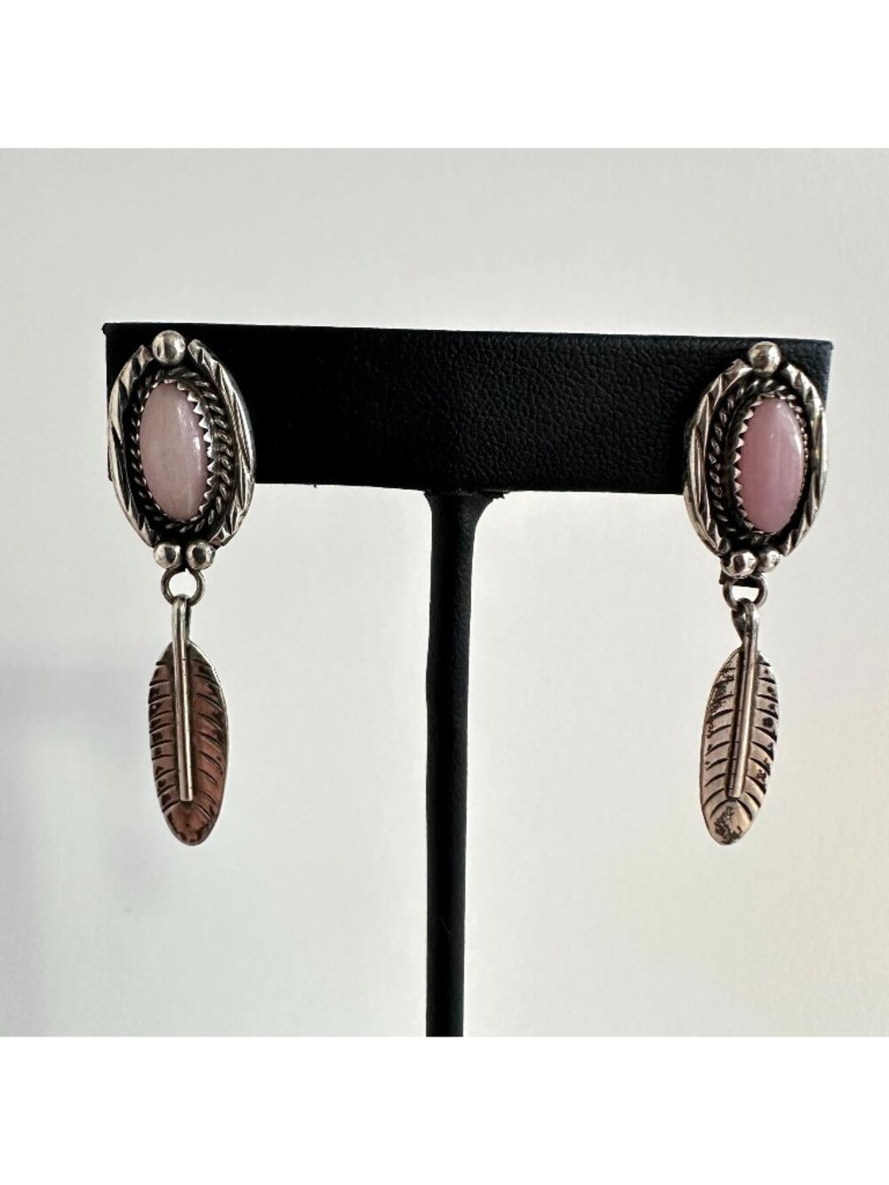 Southwestern Sterling Silver Pink Conch Shell Feather Drop Dangle Earrings 2"